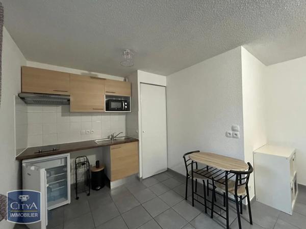 Appartement à louer 1 pièce 28.43m²