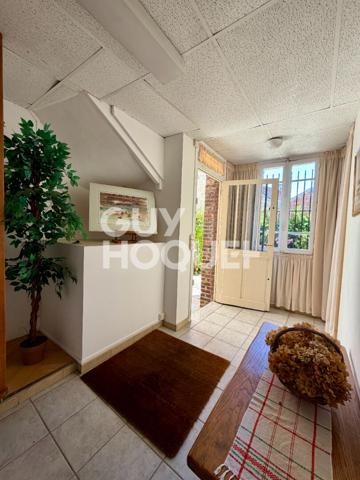 Studio meublé de 37 m² en plein centre-ville de Péronne