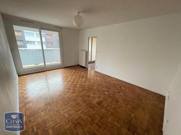 Appartement à louer 2 pièces 65.49m²