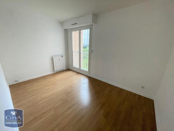 Appartement à louer 2 pièces 65.49m²