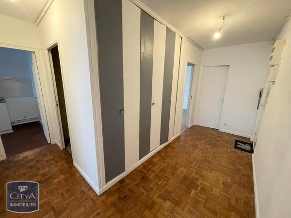 Appartement à louer 2 pièces 65.49m²