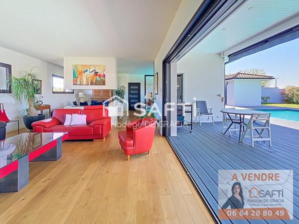 Sublime propriété contemporaine T6 sur les coteaux