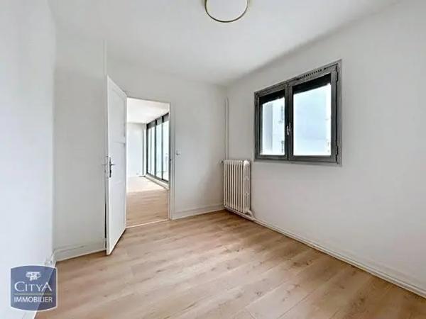 Appartement à vendre 3 pièces 50.47m² Villejuif (94800)