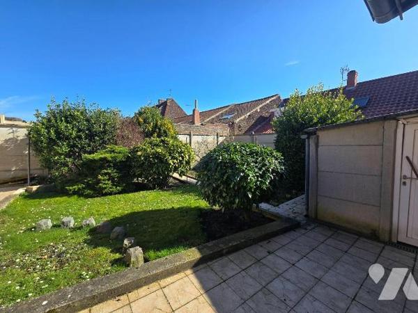 Maison à Vendre à Fresnes-sur-Escaut (59970) en Nord (59)

Cette maison présente une surface ...