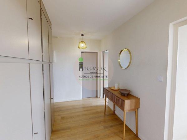Appartement
         4 pièces
        - 89 m² Exclusivité 169 000 € *