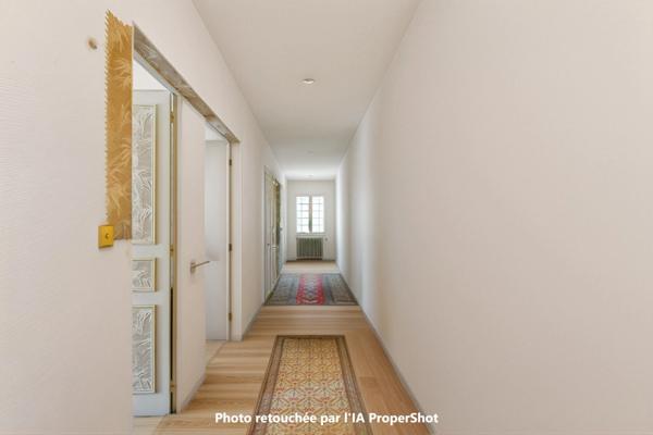 Propriete à vendre 8 pièces  de 350 m² environ à MIMIZAN (40) avec lac privatif, cadre exceptionnel