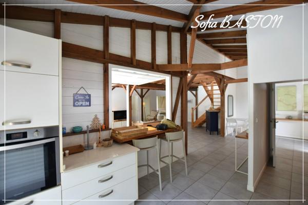 LES TROIS ILETS VILLA P6 bis -165 m² Hab / - Terrain de 986,00 m² - Piscine - Plain pied - A Vendre Martinique (972),