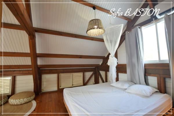 LES TROIS ILETS VILLA P6 bis -165 m² Hab / - Terrain de 986,00 m² - Piscine - Plain pied - A Vendre Martinique (972),