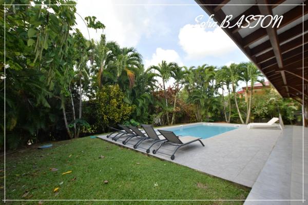 LES TROIS ILETS VILLA P6 bis -165 m² Hab / - Terrain de 986,00 m² - Piscine - Plain pied - A Vendre Martinique (972),