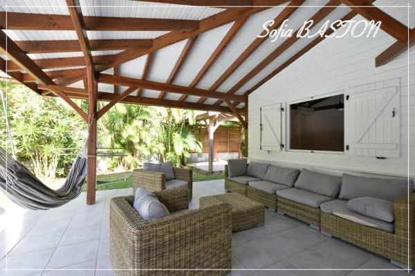 LES TROIS ILETS VILLA P6 bis -165 m² Hab / - Terrain de 986,00 m² - Piscine - Plain pied - A Vendre Martinique (972),