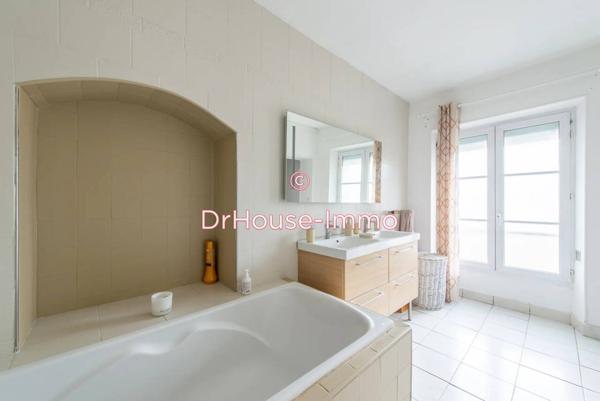 Maison à vendre 8 pièces de 220 m²