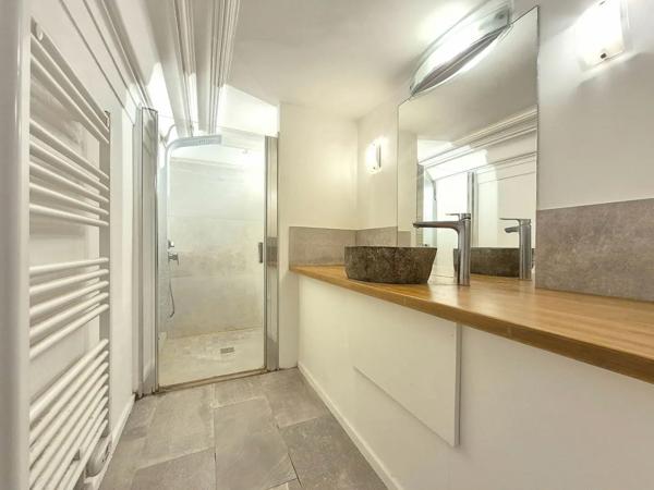 Appartement à vendre 2 pièces 65.57m² Lille (59000)