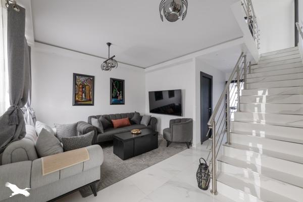 Maison à vendre |                                       Argenteuil |                                        6 pièces  |  140 m²