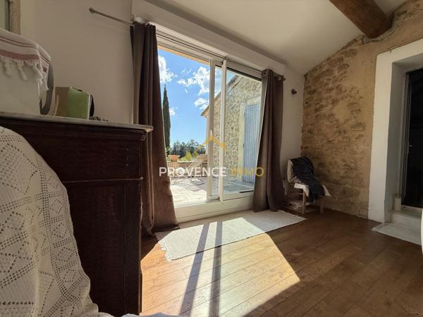 Sénas (13560) Mas mitoyen à la campagne à Sénas : Deux lots disponibles dans un même mas de caractère