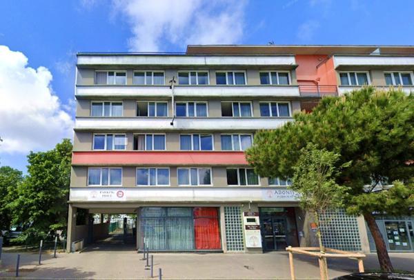 INVESTISSEMENT LOCATIF – CHEVILLY-LARUE – Résidence Le Fontainebleau Apparthotel Paris Sud *** - 6,38% de rentabilité