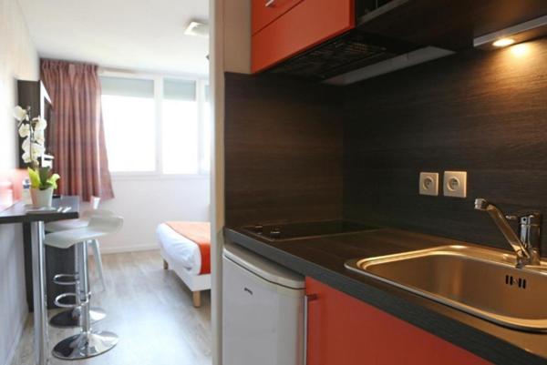 INVESTISSEMENT LOCATIF  CHEVILLY-LARUE  Résidence Le Fontainebleau Apparthotel Paris Sud *** - 6,38% de rentabilité