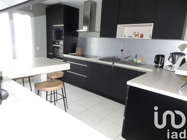 Maison à vendre 8 pièces 216 m² Grisy-Suisnes