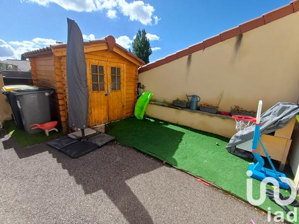 House for sale 4 rooms 83 m² Saint-Martin-la-Plaine