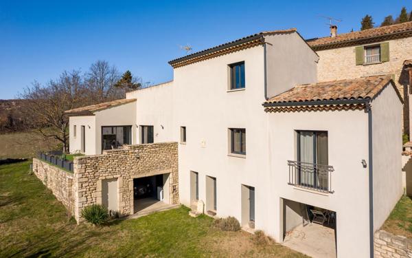 Maison à vendre    4 pièces • 134 m2 Forcalquier