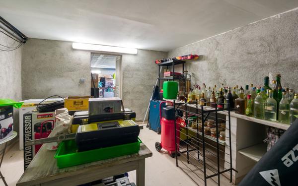 Maison à vendre    4 pièces • 134 m2 Forcalquier