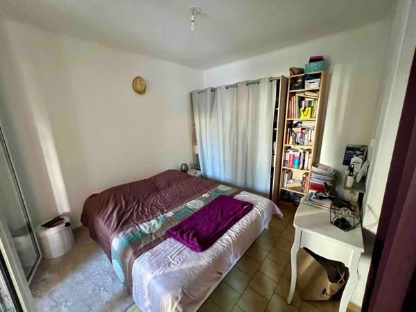 Moulin à Vent Appartement de type t5 en rez-de-chaussée, terrasse couverte.