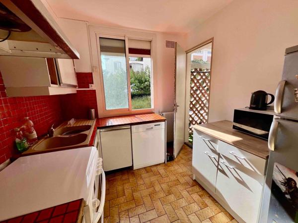 Moulin à Vent Appartement de type t5 en rez-de-chaussée, terrasse couverte.