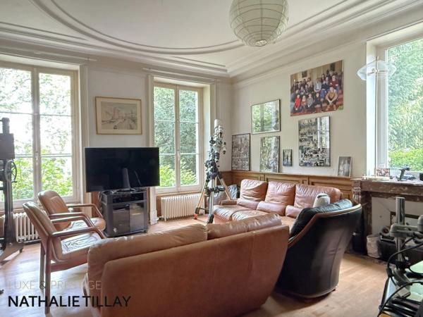 OLIVET , bord du Loiret, maison de Maître à vendre 418 m² habitables , parc arboré et paysagé de 4337 M²