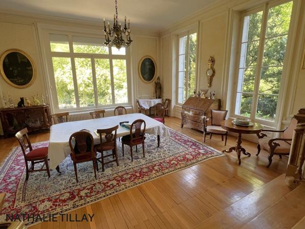OLIVET , bord du Loiret, maison de Maître à vendre 418 m² habitables , parc arboré et paysagé de 4337 M²