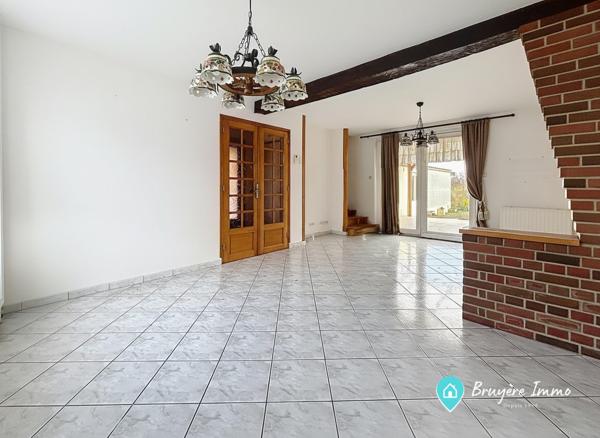 Maison mitoyenne 1 côté à vendre, 8 pièces - Hirson 02500