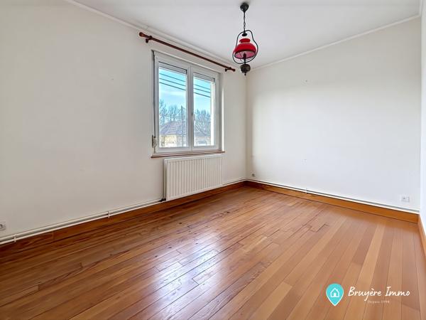 Maison mitoyenne 1 côté à vendre, 8 pièces - Hirson 02500