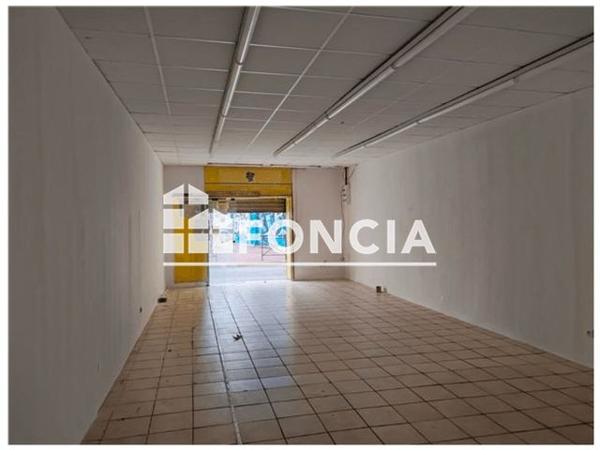 Location Local commercial 75 m² - 85 RUE DES BON ENFANTS Marseille 13006