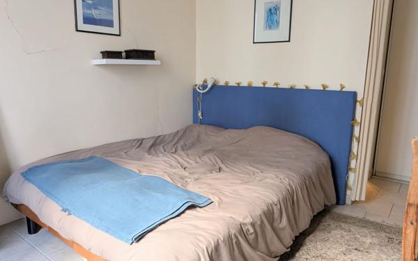 Appartement à vendre    5 pièces • 76,85 m2 Paris 11