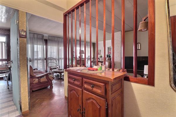 VILLETTE / ARENC-13003-APPARTEMENT MARSEILLE 3/4 PIECES-TERRASSE