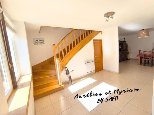 Maison de caractère entièrement rénovée – 210 m²