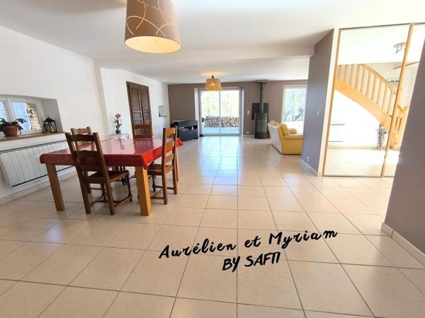 Maison de caractère entièrement rénovée – 210 m²