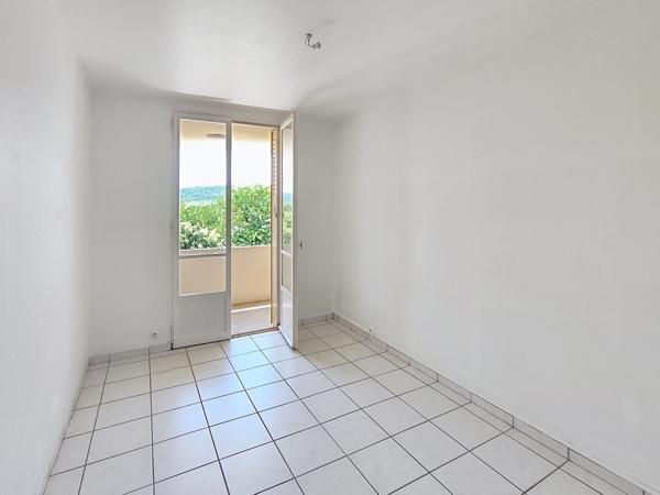 A SAISIR appartement avec ascensseur au coeur de AUBENAS