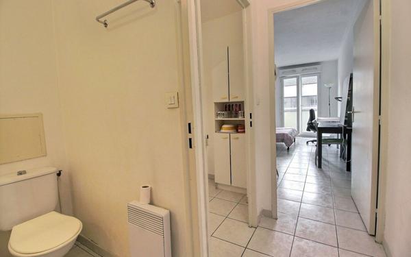 Appartement à vendre    1 pièce • 24 m2 Marseille 5