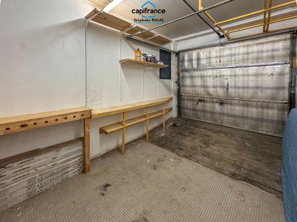Dpt Lot et Garonne (47), à vendre FUMEL maison de ville P6 de 130 m² - Parcelle de 135m²