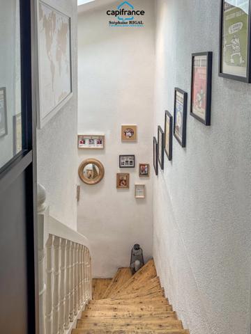 Dpt Lot et Garonne (47), à vendre FUMEL maison de ville P6 de 130 m² - Parcelle de 135m²
