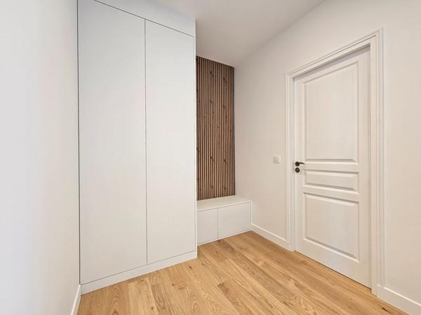 Rare à Puteaux: Appartement de Type deux pièces de 60m² avec vue sur Paris et cave
