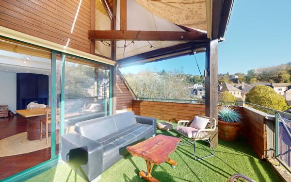 Appartement à louer    4 pièces • 156,28 m2 Le Monastère