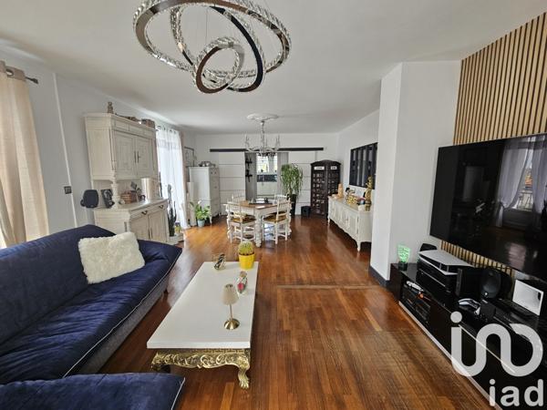 Maison de ville 5 pièces de 147 m² à Soyaux (16800)