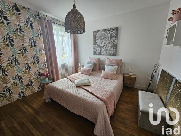 Maison de ville 5 pièces de 147 m² à Soyaux (16800)