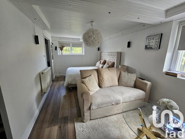 Maison de ville 5 pièces de 147 m² à Soyaux (16800)