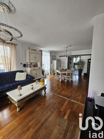 Maison de ville 5 pièces de 147 m² à Soyaux (16800)