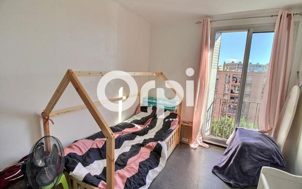 Appartement à vendre    3 pièces • 53,22 m2 Marseille 15