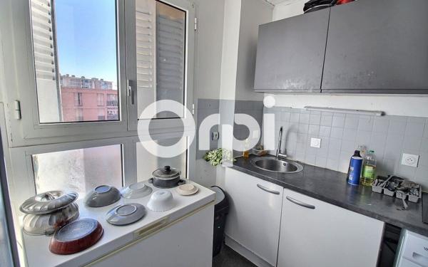 Appartement à vendre    3 pièces • 53,22 m2 Marseille 15