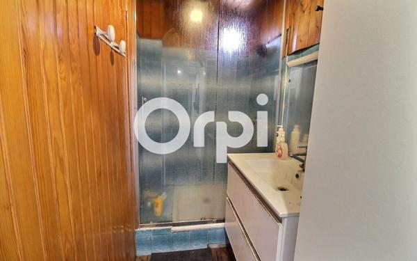 Appartement à vendre    3 pièces • 53,22 m2 Marseille 15