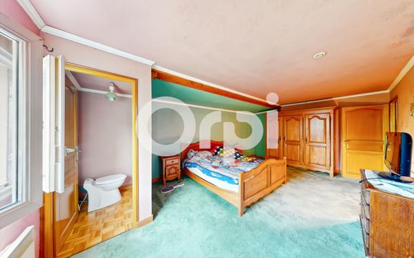 Maison à vendre    7 pièces •  Labeaume