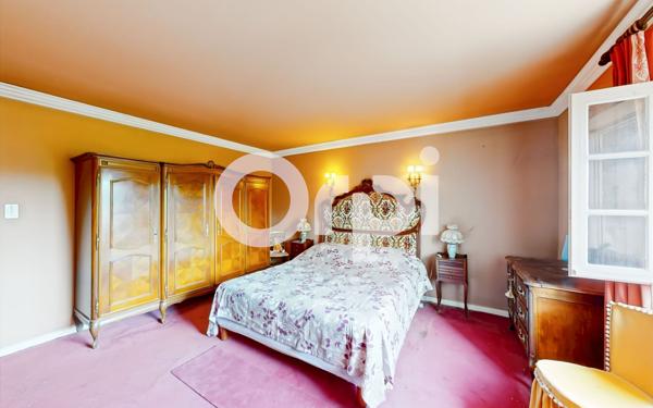 Maison à vendre    7 pièces •  Labeaume